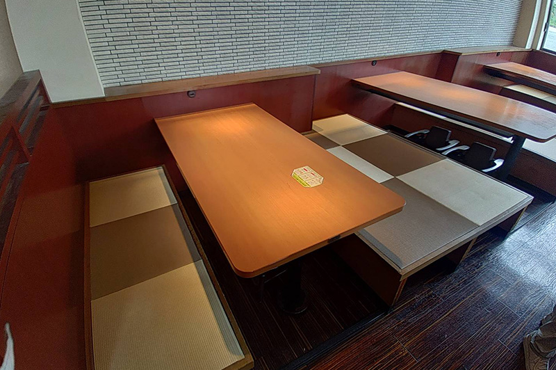 やよい軒 倉敷連島店　畳の中切り 事例