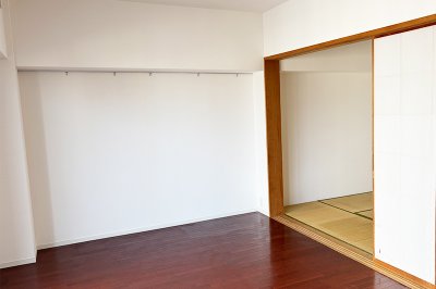アーバンビュー城下　壁紙張替 事例