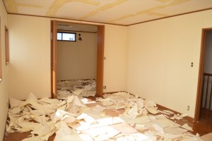 岡山市東区益野　外壁塗装・壁紙・床の張替等