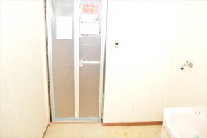岡山市東区益野　外壁塗装・壁紙・床の張替等