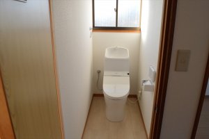 倉敷市 福田公園付近 W邸　外壁塗装・壁紙・床の張替・バスルーム改修他?19